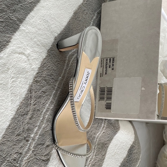 Jimmy Choo Elegant Silver Heels - Picture 2 of 6